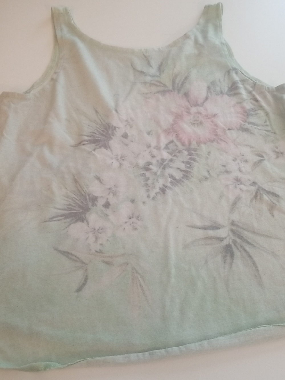 American Eagle Outfitters Light Green Floral Womens Medium Tank Top